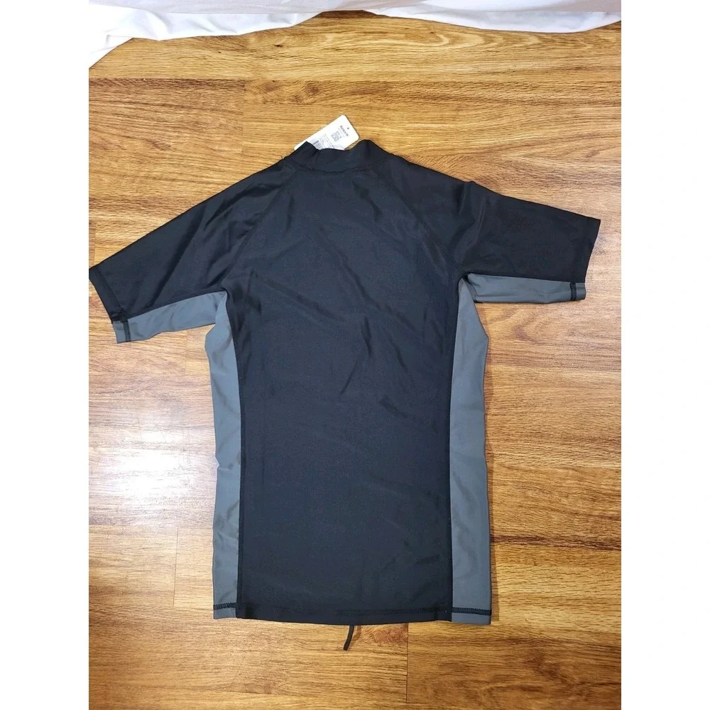 NWT Black Sporti UPF 50+ S/S Rash Guard Size Large